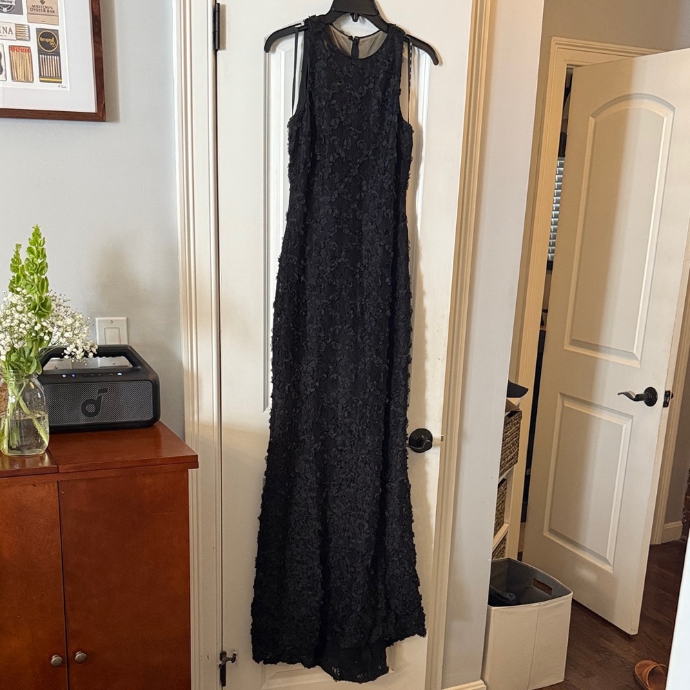 Tadashi Shoji Kivi Lace Floral Gown